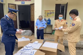 Phát hiện 2000 bộ kit test nhanh kháng nguyên COVID-19 không rõ nguồn gốc