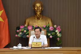 Quản lý giá sách giáo khoa phù hợp, đảm bảo mọi học sinh đều được tiếp cận với giá hợp lý