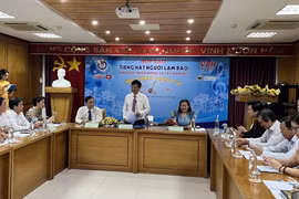 Hội thi “Tiếng hát người làm báo” miền Đông và Tây Nam Bộ