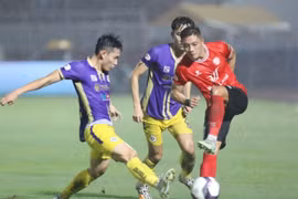 Vùi dập TPHCM 6-0, Hà Nội FC xây chắc ngôi đầu BXH V.league 2022