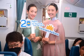 Câu chuyện 20 năm phía sau biểu tượng Bông Sen Vàng của Vietnam Airlines