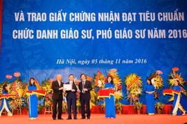 Giải bài toán giảm sút ứng viên Giáo sư, Phó Giáo sư: Có nên hạ chuẩn?