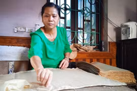 Giấy dó, trăn trở chuyện bảo tồn…