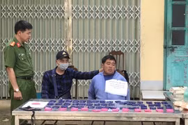 Phá chuyên án, bắt giữ đối tượng vận chuyển 12.000 viên ma túy tổng hợp