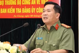 Đại tá Đinh Văn Nơi tiếp tục điều hành Công an tỉnh An Giang