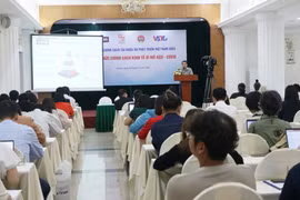Nếu thực hiện các dự án khổng lồ, nợ công của Việt Nam sẽ là áp lực trong thập kỷ tới