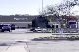Kẻ xả súng hàng loạt ở Virginia là quản lý siêu thị Walmart