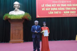Kon Tum tổ chức Lễ Tổng kết và trao Giải báo chí về xây dựng Đảng tỉnh lần thứ II - năm 2022