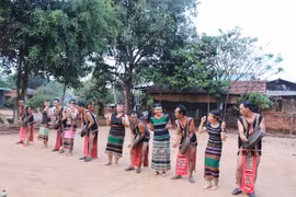 Đồng Nai tổ chức truyền dạy hát dân ca Châu Mạ và Xtiêng cho thiếu nhi