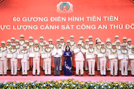 Vinh danh 60 gương điển hình tiên tiến của lực lượng Cảnh sát Thủ đô