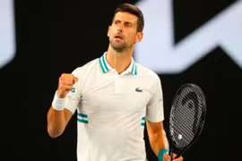 Australia hủy lệnh cấm đối với Novak Djokovic
