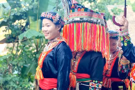 Độc đáo đám cưới của người Dao ở Lục Yên