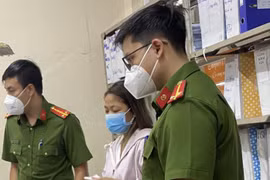 Bắt giám đốc Công ty Nam Phong và 1 nhân viên BV Thủ Đức liên quan đến vụ Việt Á