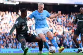 Erling Haaland rực sáng, Man City dễ dàng đánh bại 4-0 Southampton