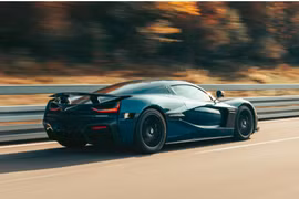 Rimac Nevera trở thành mẫu xe điện nhanh nhất thế giới