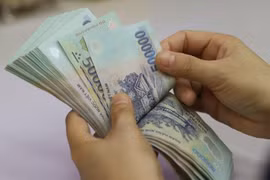 Chênh lệch mức lương cơ sở giữa nhóm thấp nhất và cao nhất hiện ra sao?