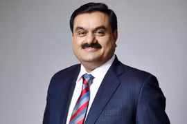 Tỷ phú Ấn Độ Adani vượt qua Bezos để trở thành người giàu thứ hai thế giới