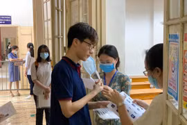 Phổ điểm thi các môn khoa học tự nhiên: Có 745 bài thi đạt điểm 10