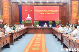 Đoàn công tác Ban Tuyên giáo Thành ủy TPHCM và Hội Nhà báo TPHCM làm việc với tỉnh Bạc Liêu