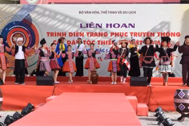Đặc sắc trang phục truyền thống các dân tộc thiểu số Việt Nam