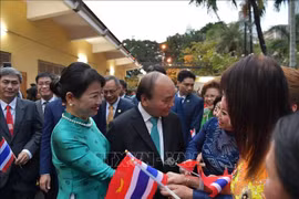 Chủ tịch nước Nguyễn Xuân Phúc thăm cộng đồng kiều bào tại Thái Lan