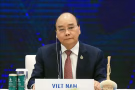 Chủ tịch nước Nguyễn Xuân Phúc gặp Tổng Bí thư, Chủ tịch Trung Quốc Tập Cận Bình