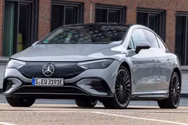 Mercedes-Benz EQE tại thị trường Mỹ có giá bán khởi điểm từ 74.900 USD