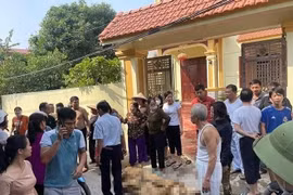 Khởi tố vụ án con đốt nhà mẹ đẻ ở Hưng Yên