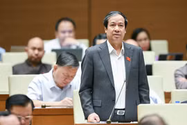 Tăng lương, nâng phụ cấp ưu đãi đặc biệt cho giáo viên phải thực hiện cấp bách