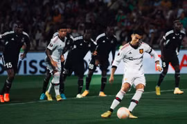 Ronaldo lập công, Man Utd giành chiến thắng nhẹ nhàng trước Sheriff