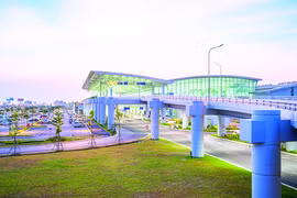 Khi các địa phương đua nhau xin “cất cánh”: Có lãng phí nguồn lực, tạo tiêu cực và mang tính chất chủ quan duy ý chí?