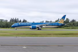 Vietnam Airlines hạ cánh khẩn cấp tại Azerbaijan để cấp cứu hành khách