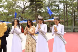 Hoa hậu hoàn vũ thế giới cùng hội tụ điểm du lịch sinh thái - tâm linh nổi tiếng bậc nhất Tây Nguyên