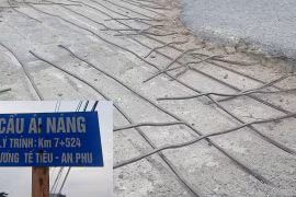 Mỹ Đức (Hà Nội): Nguy cơ mất an toàn giao thông tại cầu Ái Nàng
