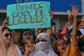 Nhận viện trợ từ IMF, Pakistan vẫn suy thoái trầm trọng