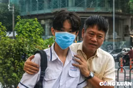 Thí sinh TP. HCM cần lưu ý gì khi biết điểm chuẩn lớp 10 chuyên, tích hợp?