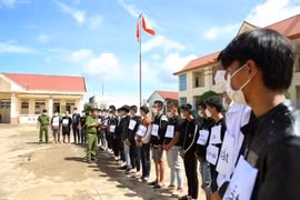 Gia Lai: Bắt giữ 27 thanh thiếu niên đánh nhau trong đêm
