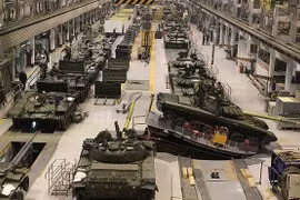 Ukraine cho rằng Nga có thể đã hết linh kiện lắp ráp xe tăng