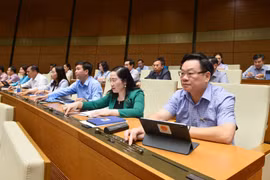 Quốc hội biểu quyết thông qua Nghị quyết về Kế hoạch phát triển kinh tế xã hội năm 2023
