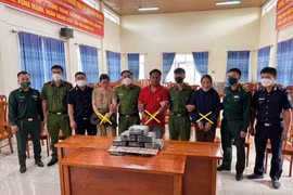 Bắt 3 đối tượng, thu hơn 13kg ma túy dạng ketamin ở Quảng Bình