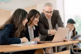 Học bổng S-GLOBAL lên tới 60% cho chương trình IELTS và GIAO TIẾP Online giá trị lên tới 26,8 tỷ đồng