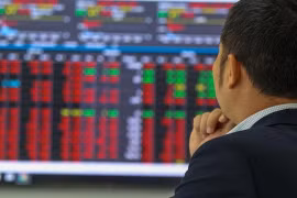 Nhóm vốn hoá lớn dẫn dắt thị trường, VN-Index tăng hơn 12 điểm