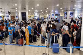 Cấm bay với 2 hành khách vi phạm an toàn, an ninh hàng không