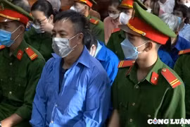 Cựu Giám đốc Bệnh viện mắt TP HCM bị đề nghị mức án 8 - 9 năm tù