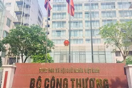 Bộ Công Thương sáp nhập 2 Vụ, 'bỏ' Cục Công tác phía Nam