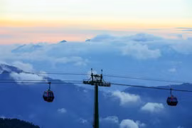Du lịch Bà Nà Hills mùa cao điểm hè, làm gì để không phải đợi chờ?