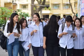 Hà Nội tiếp tục cho học sinh THPT nghỉ thêm một tuần