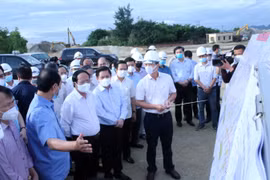 Tháo gỡ các vướng mắc liên quan đến xây dựng dự án cao tốc Bắc - Nam phía Đông