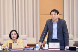 Làm rõ, xử lý nghiêm trường “bắt” học sinh kém cam kết không thi vào lớp 10