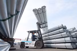 Xuất khẩu thép lần đầu tiên vượt 12 tỷ USD
